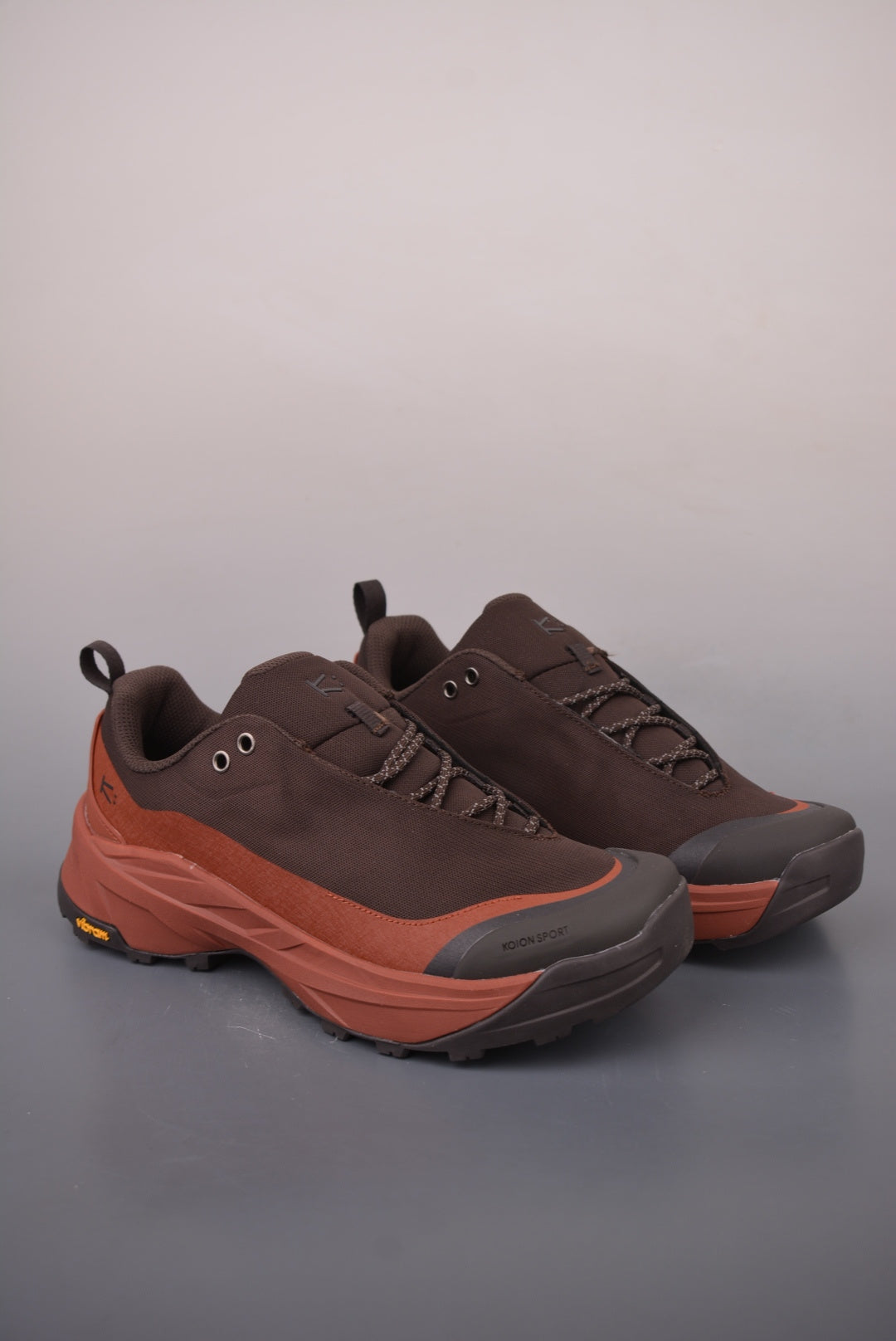 KOLON SPORT MA APPROACH LTR "Chocolate Brown / Caramel"